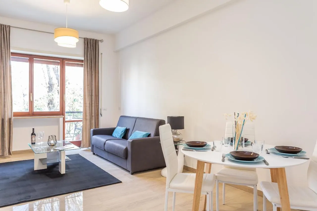 רומא St Peter Cozy 2 Bdr Apartment With Garage